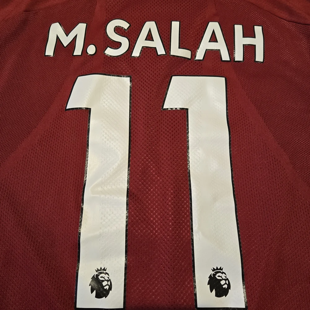 2019 Liverpool FC Soccer Jersey - Mohamed Salah - Picture 7 of 7